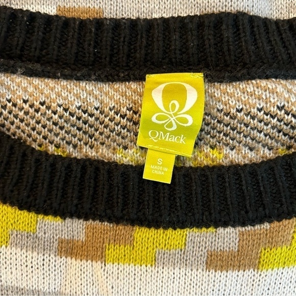 Qmack Geometric Sweater - Size S - Picture 5 of 6